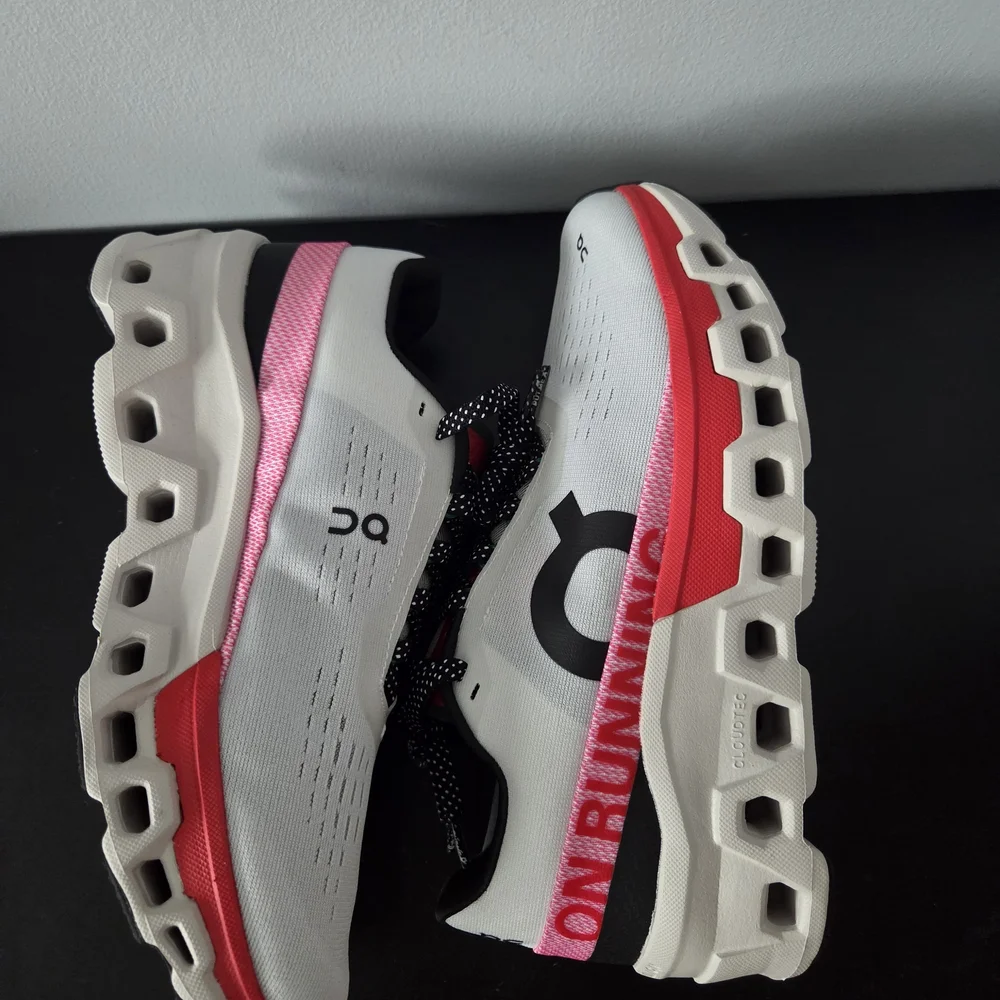 On Cloud Cloudmonsters- White red and pink - Picture 4 of 7